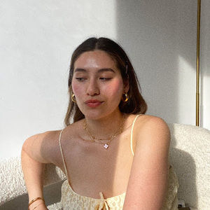 Meet your Posher, Bare faced